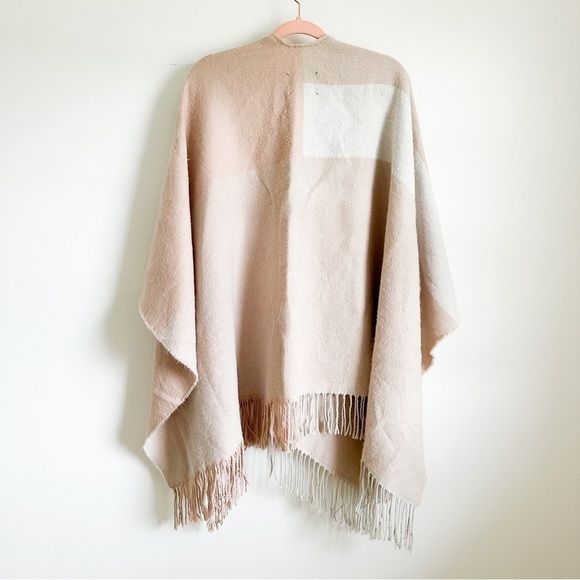 SOIA & KYO Pale Pink Cream Woven Scarfigan Scarf Cardigan Wrap w/Fringe Detail - Picture 16 of 16